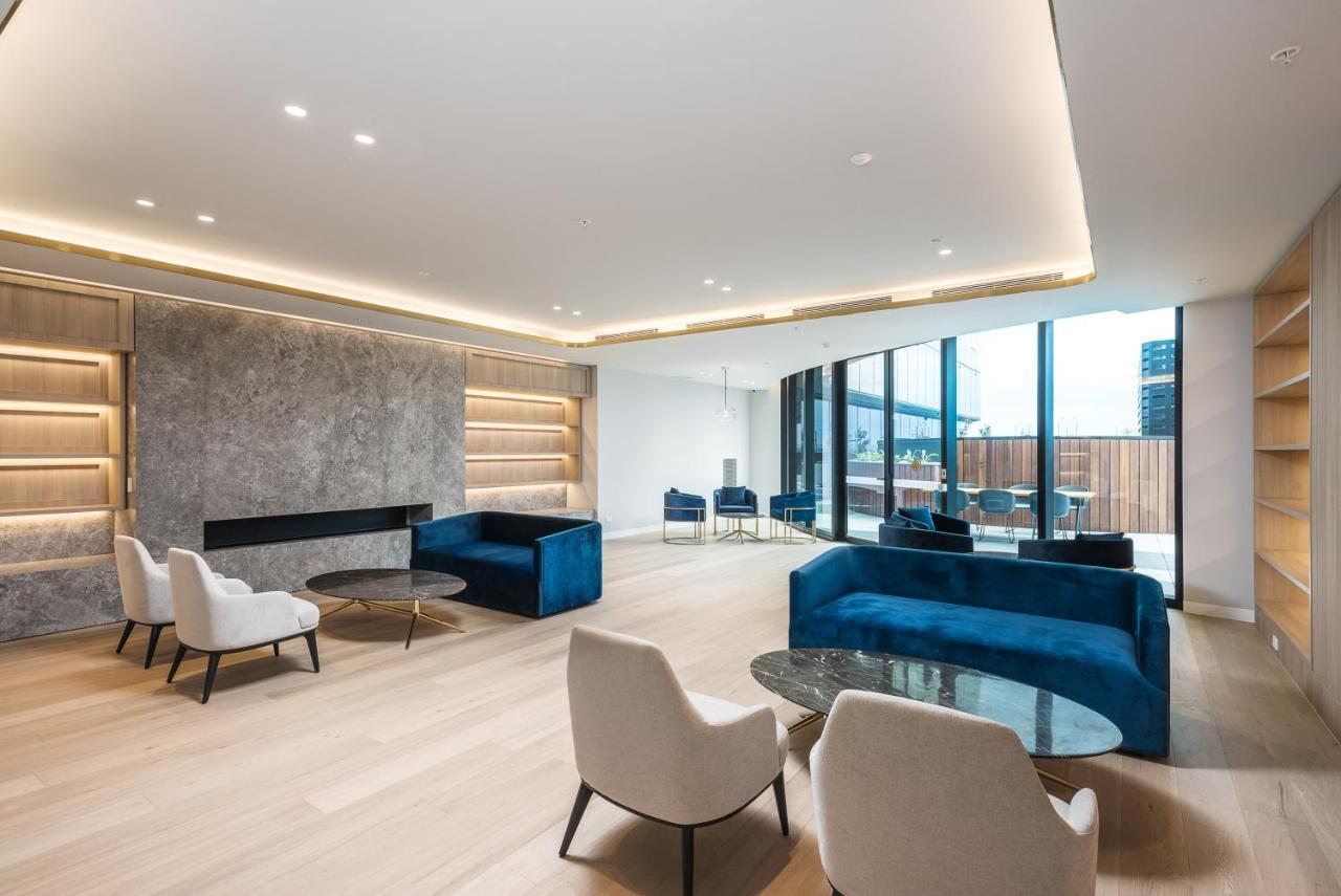 Sky One Apartments By Cllix Box Hill Exterior photo